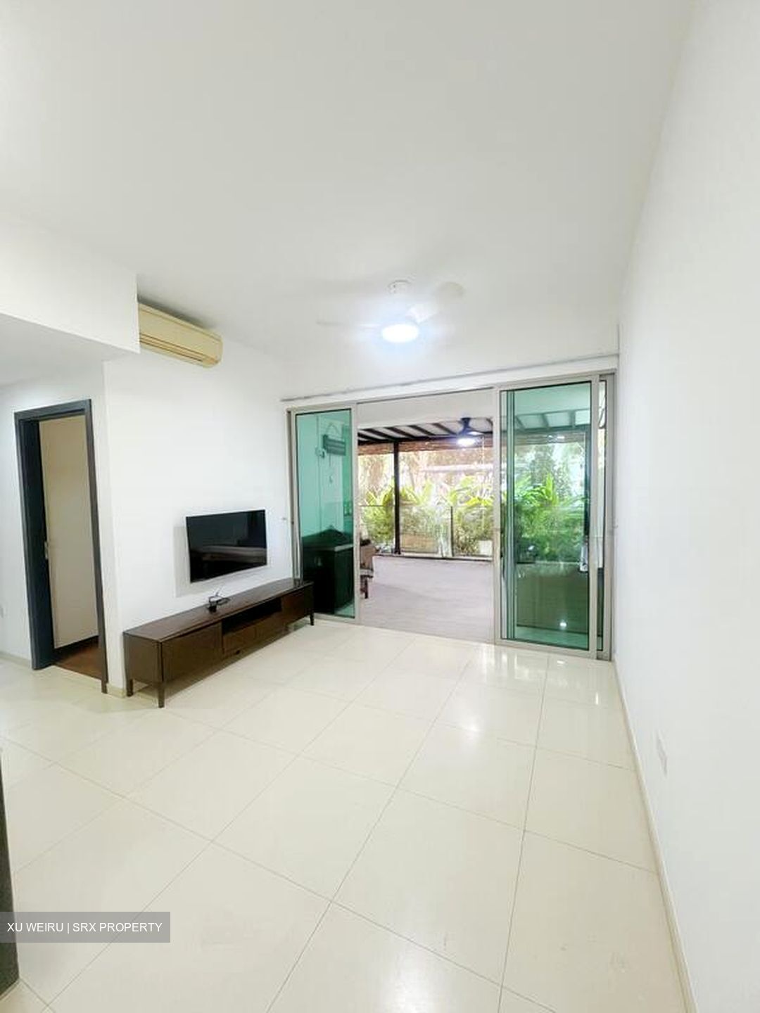Livia (D18), Condominium #566192401